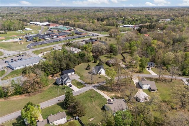 10011 Wendy Way, Lyles, TN 37098