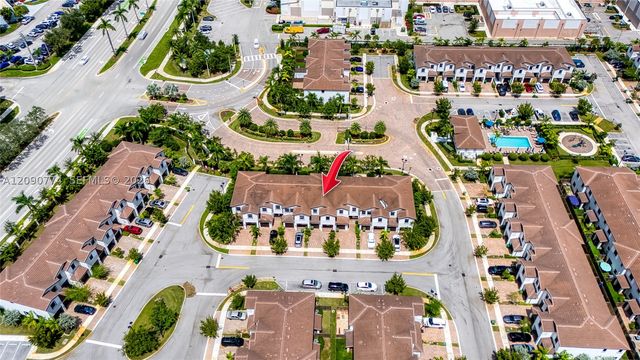 15981 SW 2nd Pl, Pembroke Pines, FL 33027