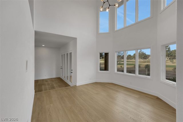 7132 Mission Hills Drive, Las Vegas, NV 89113