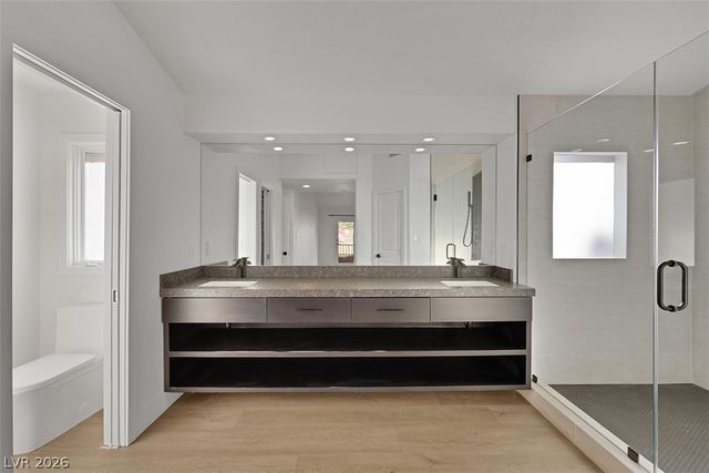 7132 Mission Hills Drive, Las Vegas, NV 89113