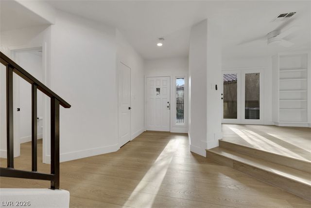 7132 Mission Hills Drive, Las Vegas, NV 89113