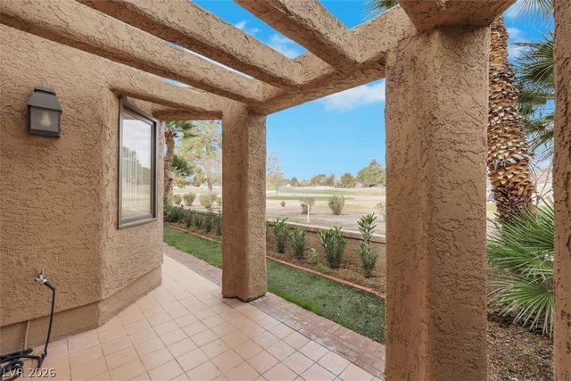 7132 Mission Hills Drive, Las Vegas, NV 89113