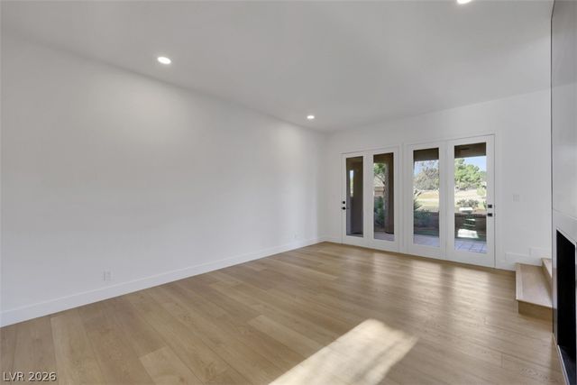 7132 Mission Hills Drive, Las Vegas, NV 89113