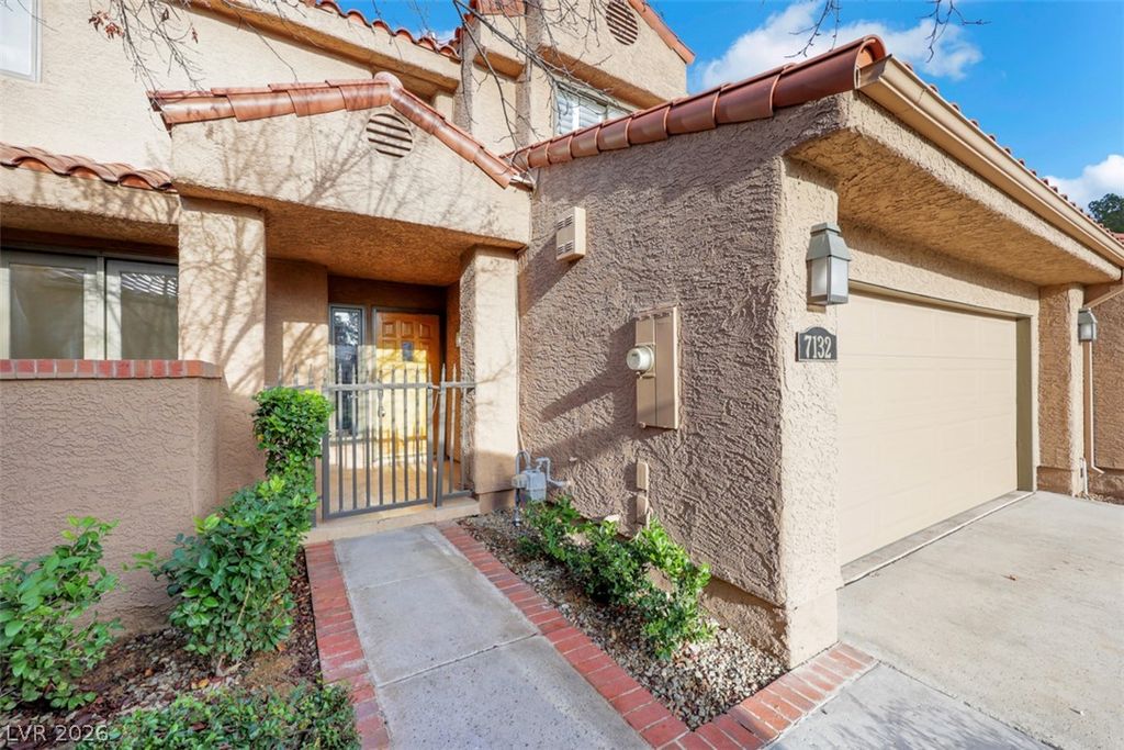 7132 Mission Hills Drive, Las Vegas, NV 89113 — photo 5