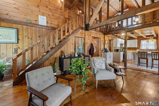 622 Chestnut Ridge Road, Orange, CT 06477