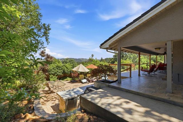 1237 Wooded Hills Drive, San Jose, CA 95120