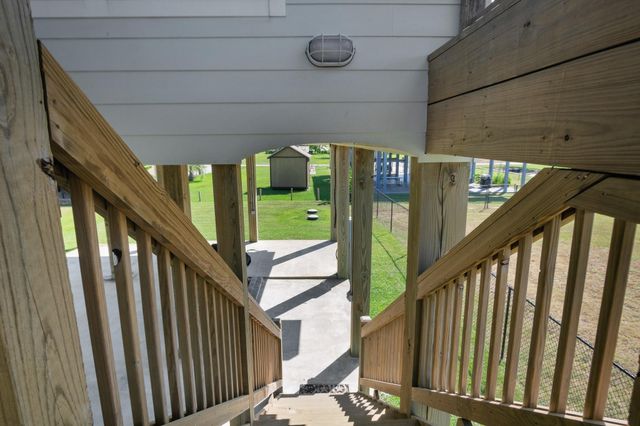 893 West Lane, Crystal Beach, TX 77650