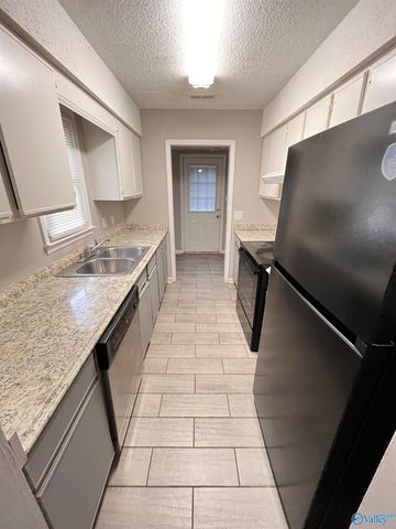 130 Crescent Circle, Madison, AL 35758