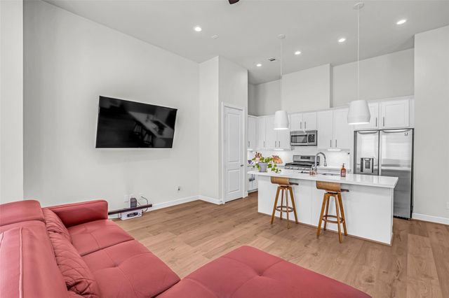3313 Hutchins Street, Houston, TX 77004