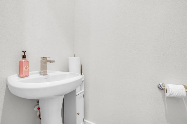3313 Hutchins Street, Houston, TX 77004