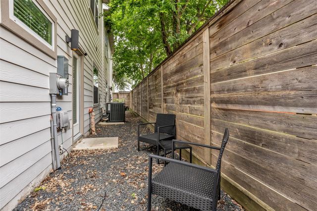 3313 Hutchins Street, Houston, TX 77004