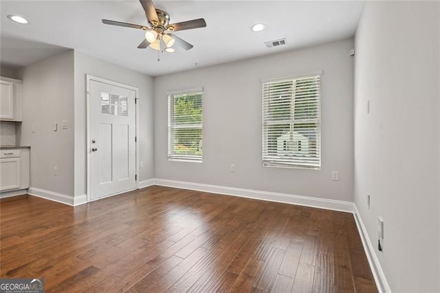 2952 Palm Drive, East Point, GA 30344