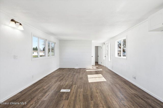 10657 N Benoit ST, Hayden, ID 83835