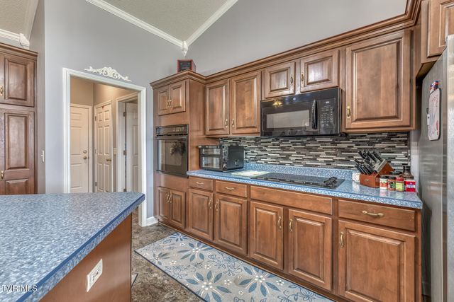 229 Country Meadow Circle, Bristol, TN 37620