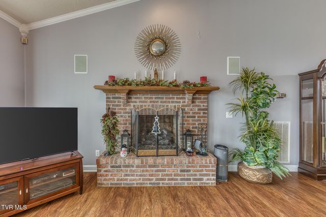 229 Country Meadow Circle, Bristol, TN 37620