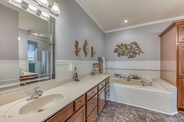 229 Country Meadow Circle, Bristol, TN 37620