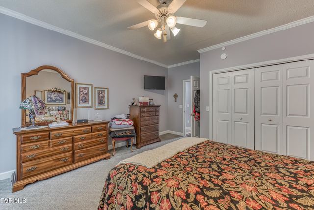 229 Country Meadow Circle, Bristol, TN 37620