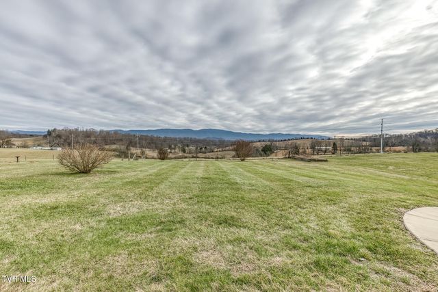 229 Country Meadow Circle, Bristol, TN 37620