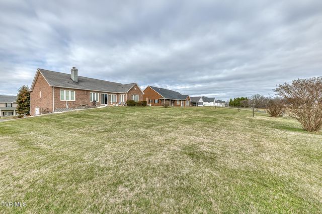 229 Country Meadow Circle, Bristol, TN 37620