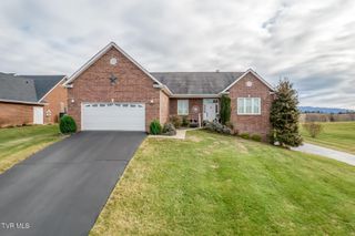 229 Country Meadow Circle, Bristol, TN 37620