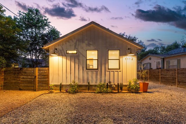 1112 Estes Ave, Austin, TX 78721