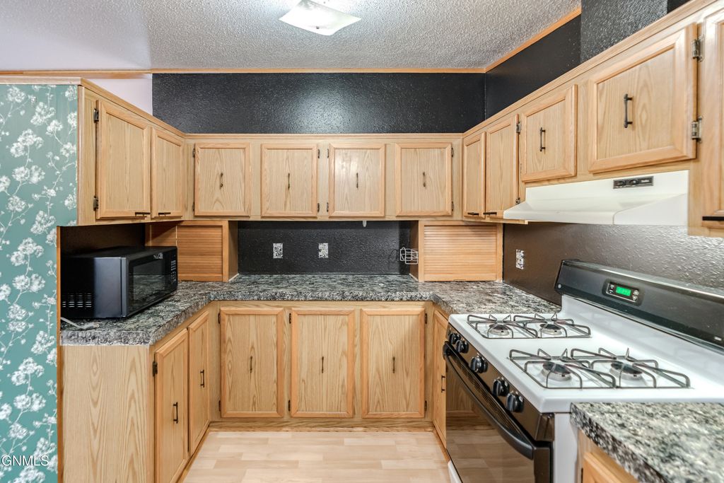 2500 Centennial Road, Bismarck, ND 58503 photo 15