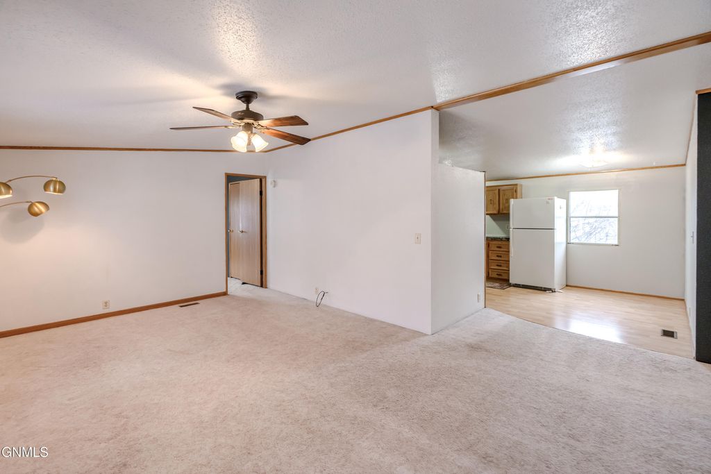 2500 Centennial Road, Bismarck, ND 58503 photo 6