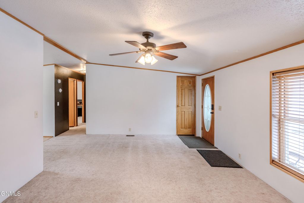 2500 Centennial Road, Bismarck, ND 58503 photo 9