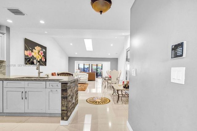 8446 SW 114th Pl, Miami, FL 33173