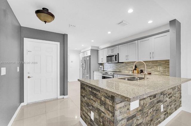 8446 SW 114th Pl, Miami, FL 33173