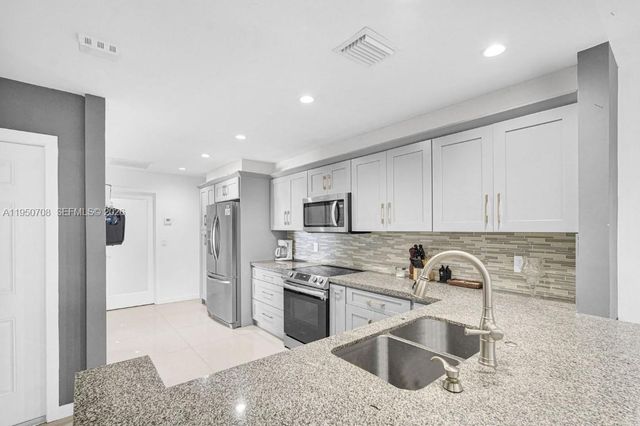 8446 SW 114th Pl, Miami, FL 33173