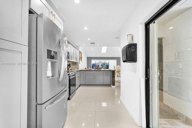 8446 SW 114th Pl, Miami, FL 33173