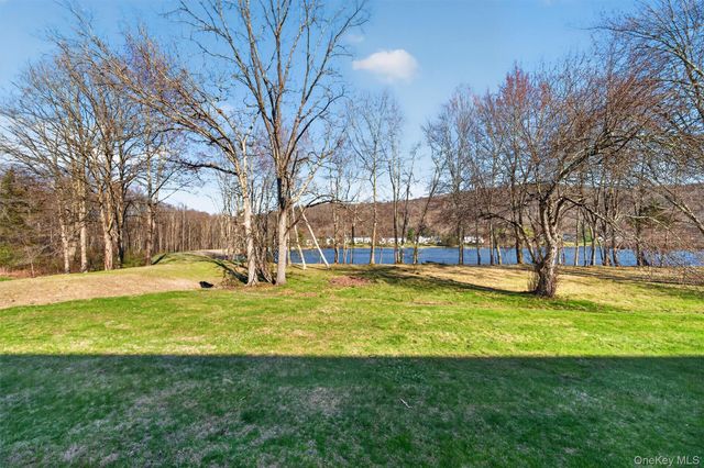 195 Eagleton Drive, Monroe, NY 10950
