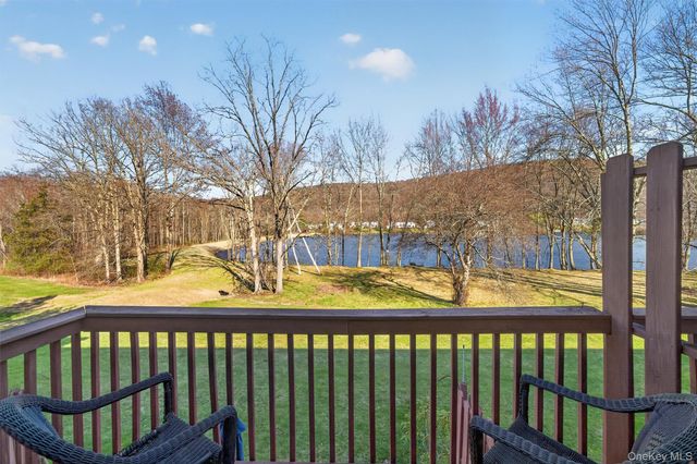 195 Eagleton Drive, Monroe, NY 10950