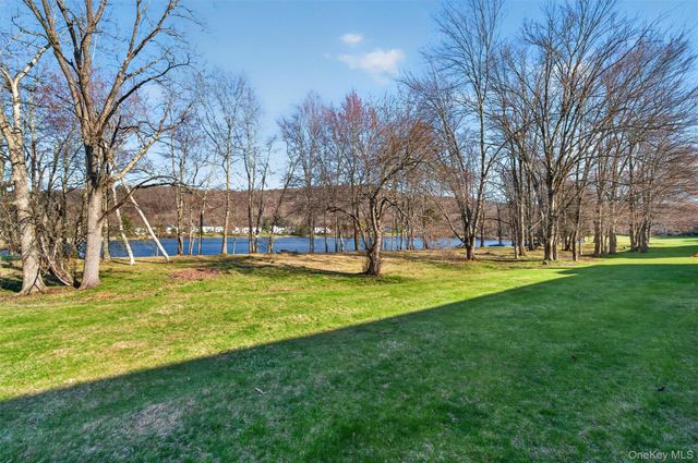 195 Eagleton Drive, Monroe, NY 10950