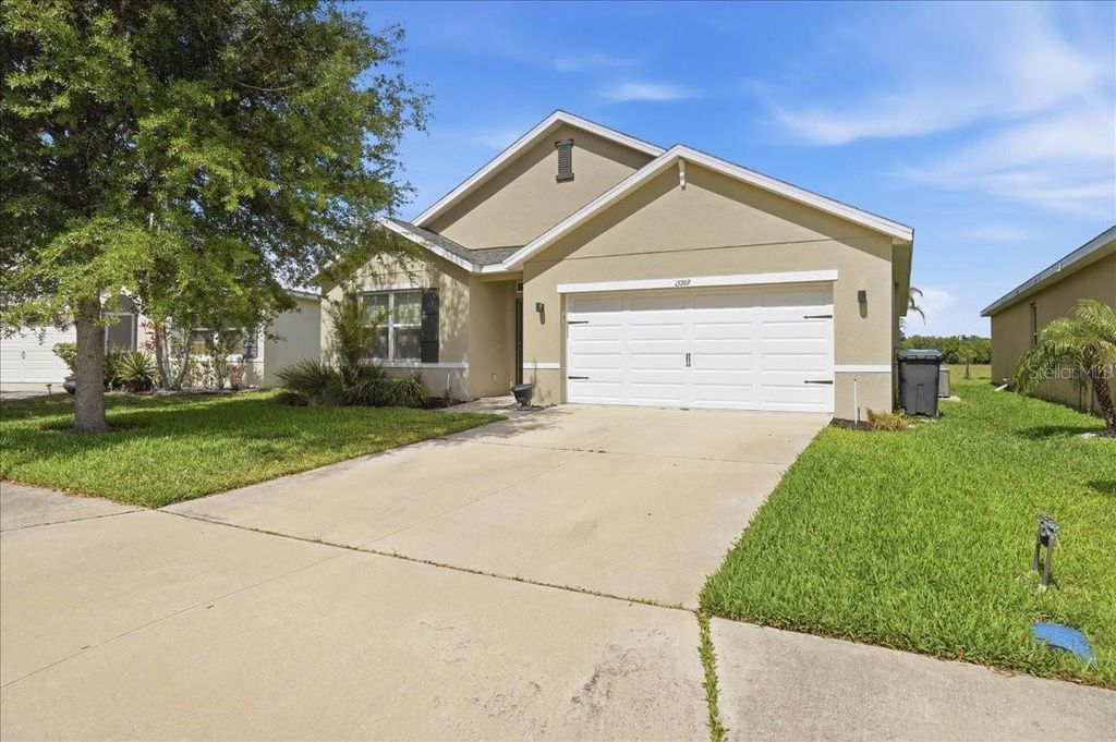 Image 12 of property listing at 15769 HIGH BELL PLACE, Bradenton, FL 34212