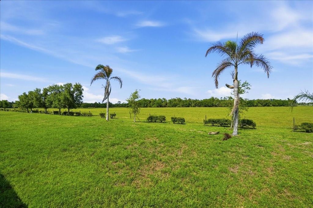 Image 18 of property listing at 15769 HIGH BELL PLACE, Bradenton, FL 34212