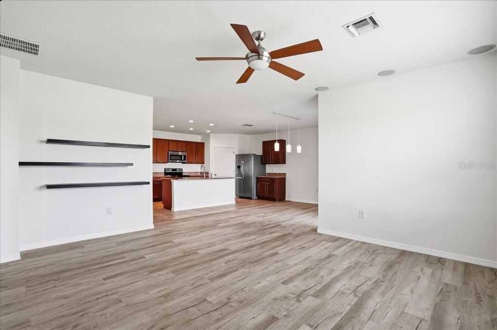 Image 25 of property listing at 15769 HIGH BELL PLACE, Bradenton, FL 34212