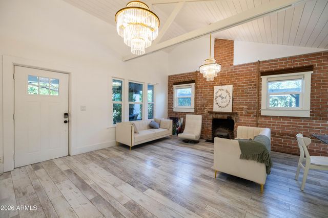 1110 E MCKINLEY Street, Phoenix, AZ 85006