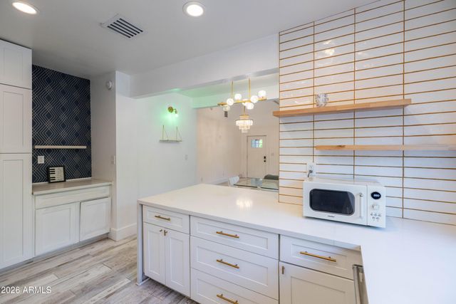1110 E MCKINLEY Street, Phoenix, AZ 85006