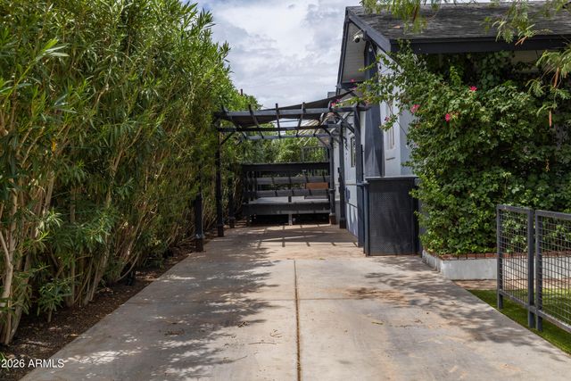 1110 E MCKINLEY Street, Phoenix, AZ 85006