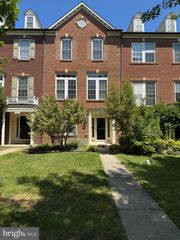 3844 SUGARLOAF PKWY, Frederick, MD 21704