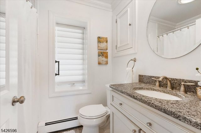 44 Maple Ave, Flemington Boro, NJ 08822