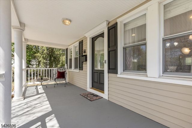 44 Maple Ave, Flemington Boro, NJ 08822