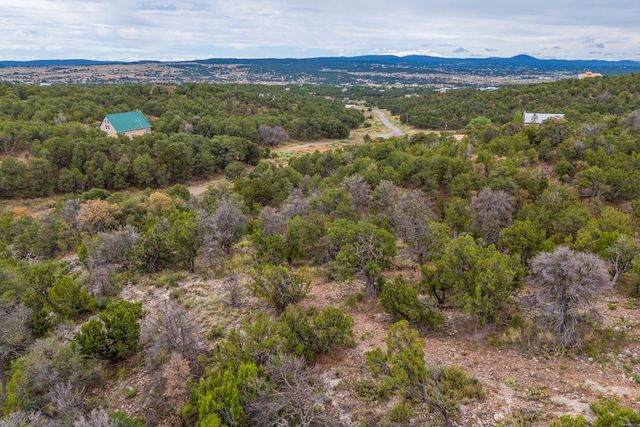 7 Vickie Court, Sandia Park, NM 87047