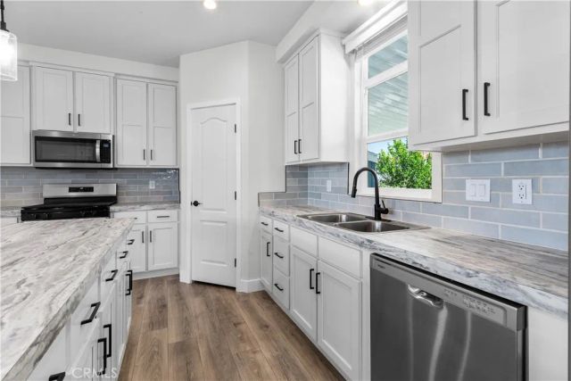 4361 Mission 203, Montclair, CA 91763