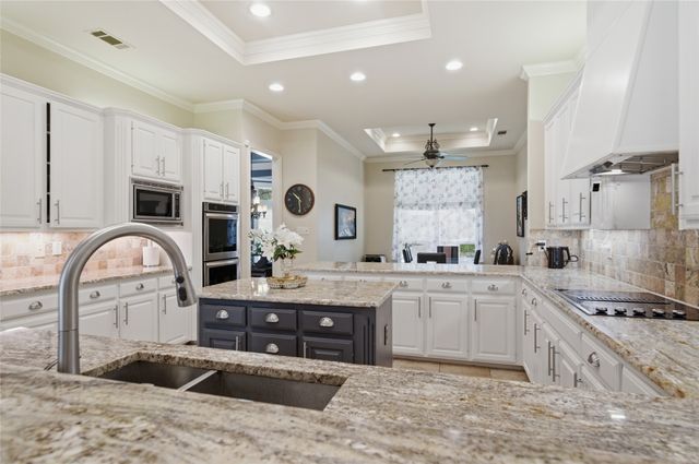 2702 Cottonwood Lane, Colleyville, TX 76034