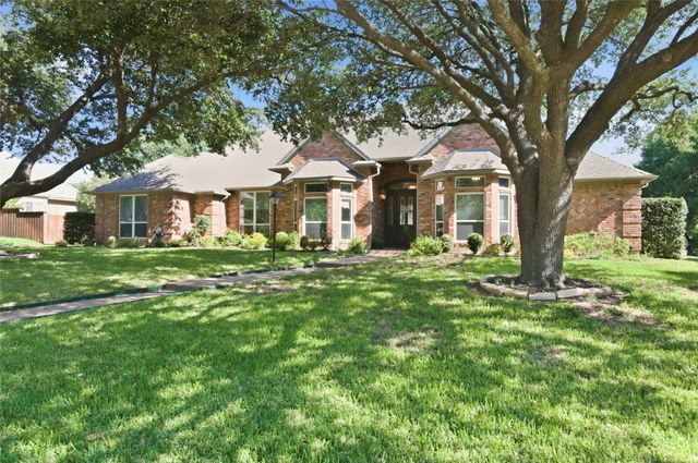 2702 Cottonwood Lane, Colleyville, TX 76034