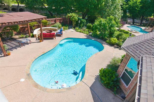 2702 Cottonwood Lane, Colleyville, TX 76034