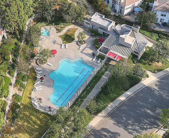 28043 Via Tirso, Mission Viejo, CA 92692